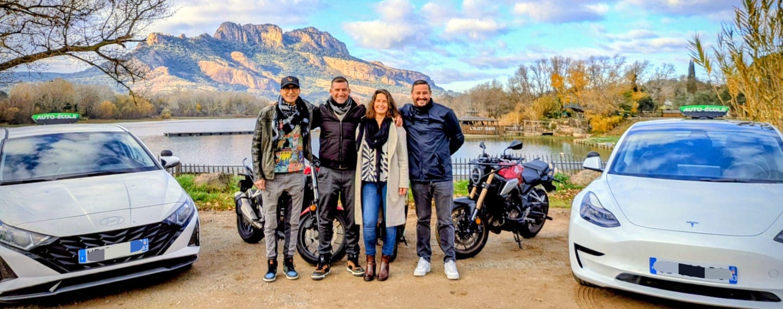 Auto-école Zen Conduite Roquebrune-sur-Argens - Intérieur véhicule d'apprentissage